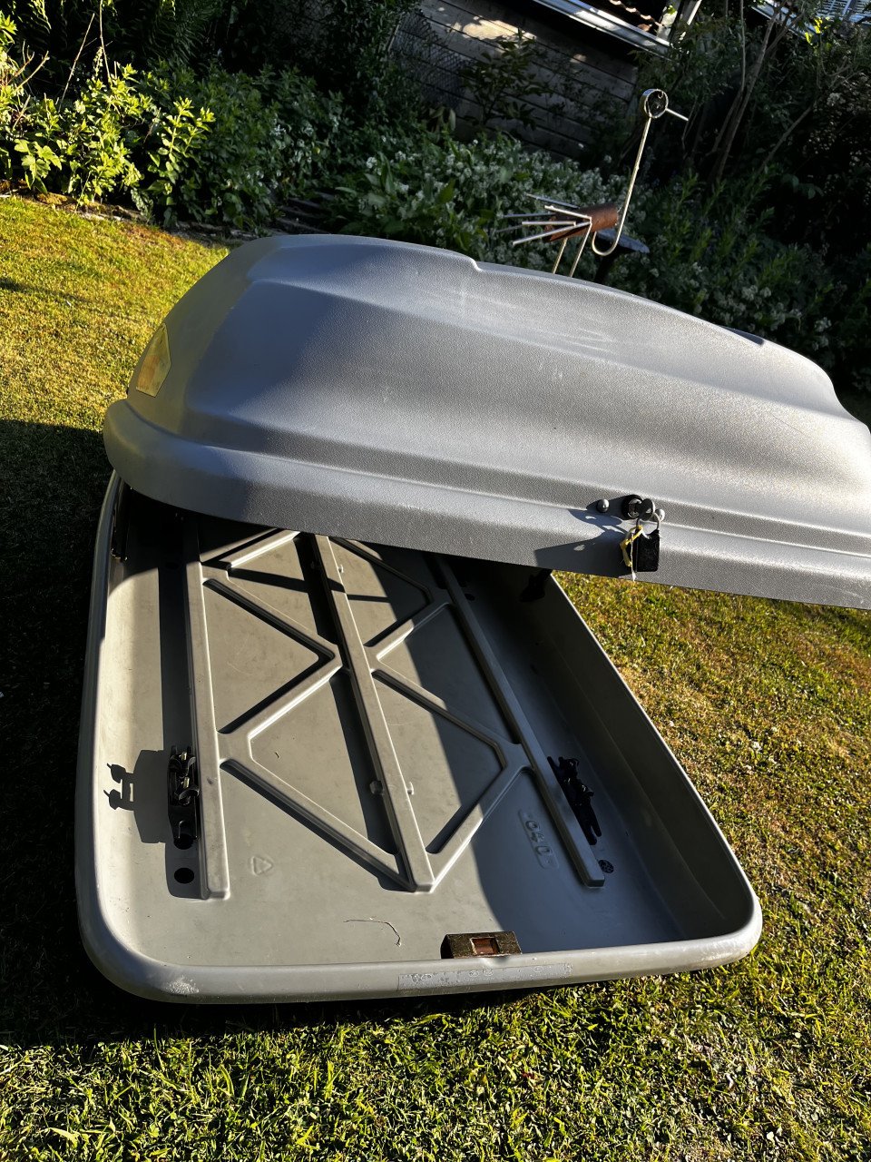Dakkoffer Thule Jetbag Liberty 100