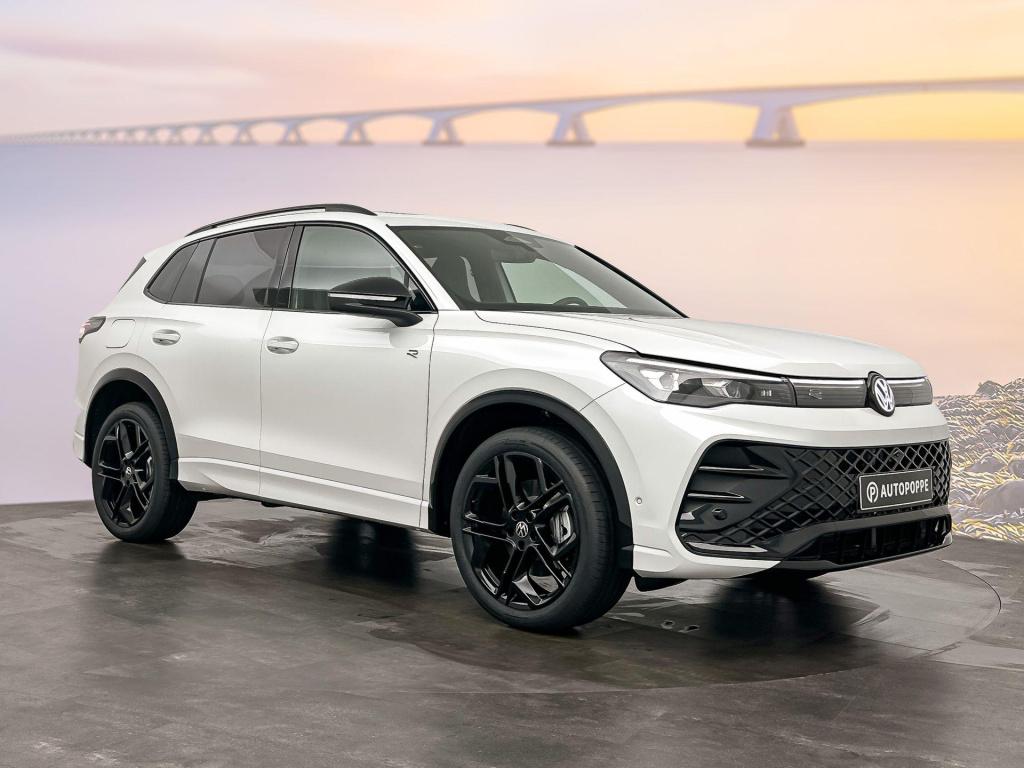 Volkswagen Tiguan r-line edition plug in hybride 204 pk black style pakket