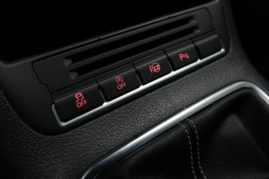 Volkswagen Tiguan 1.4 tsi r-line ed | stoelverw. | carplay | pdc |