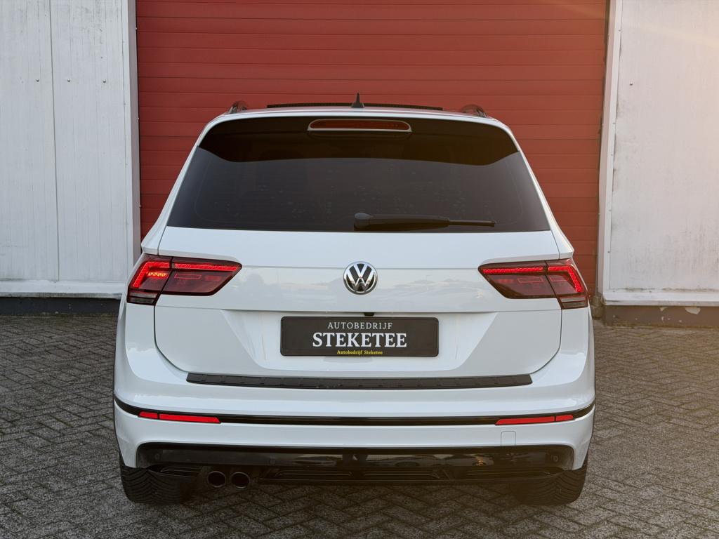 Volkswagen Tiguan 2.0 tsi 4motion highline | pano | acc | carplay | rijklaa