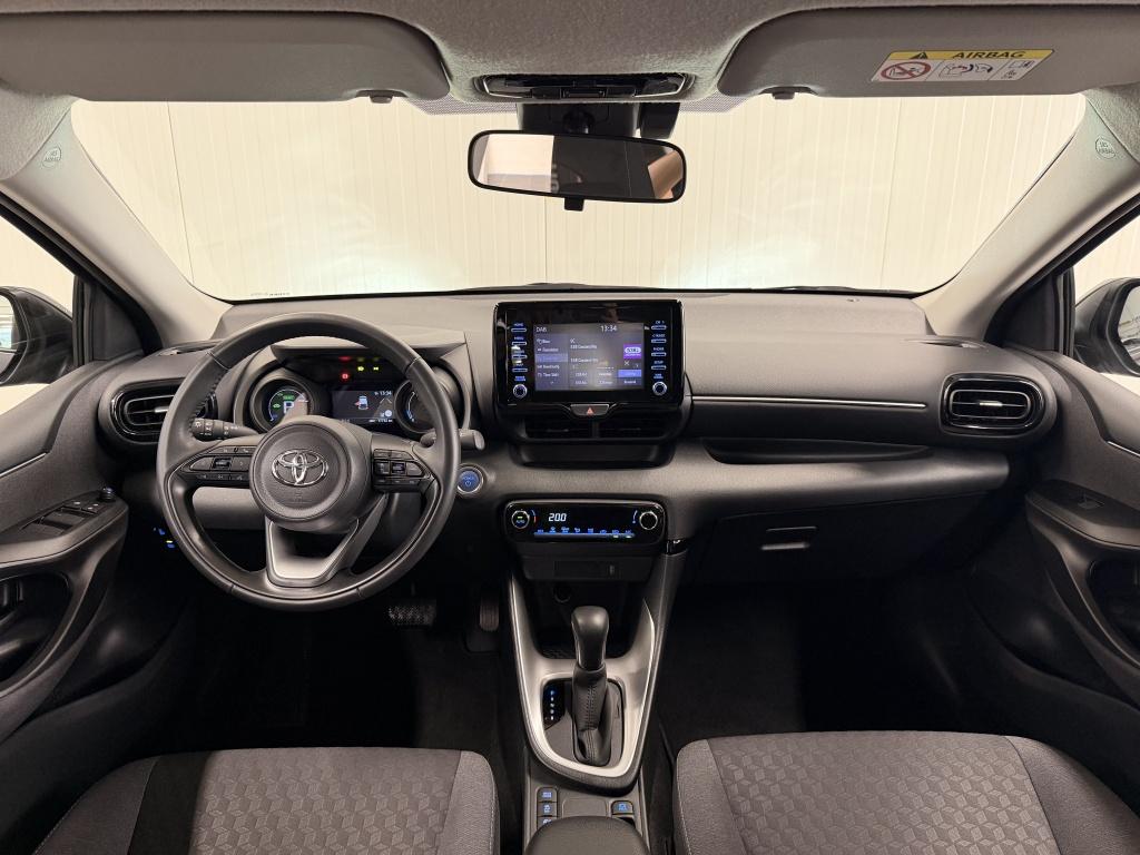 Toyota Yaris 1.5 hyb. dynamic| adap.cruise| camera| climate| keyless