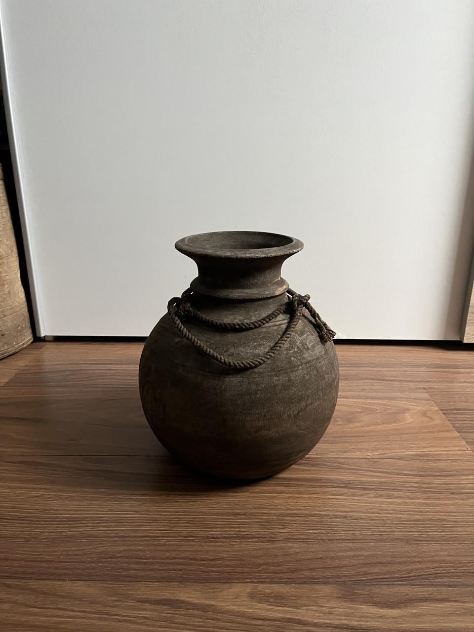 Nepalese pot 6