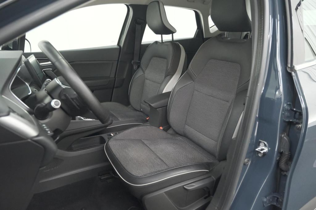 Renault Captur tce 130 edc limited | trekhaak | adaptieve cruise control | 