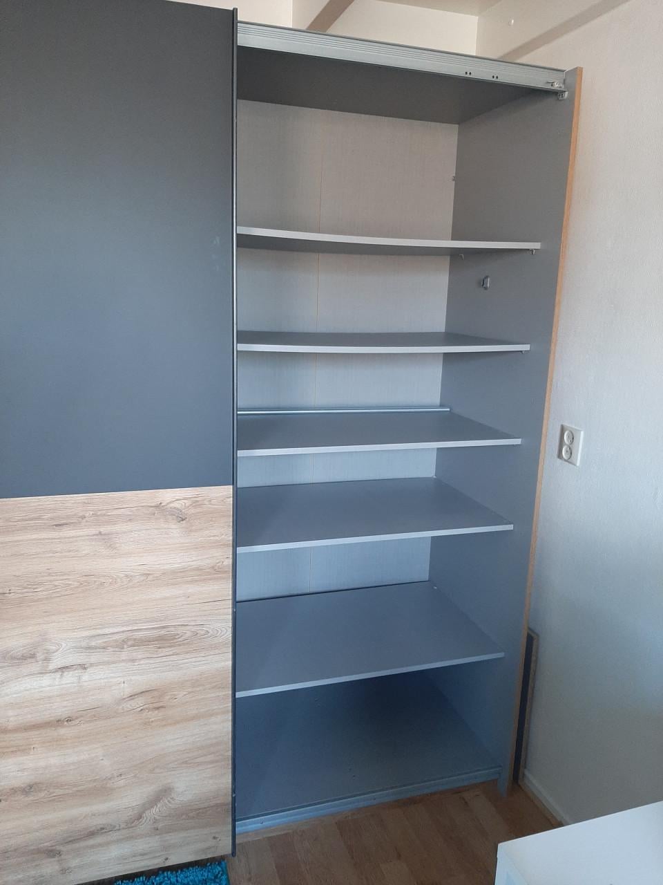 Kledingkast