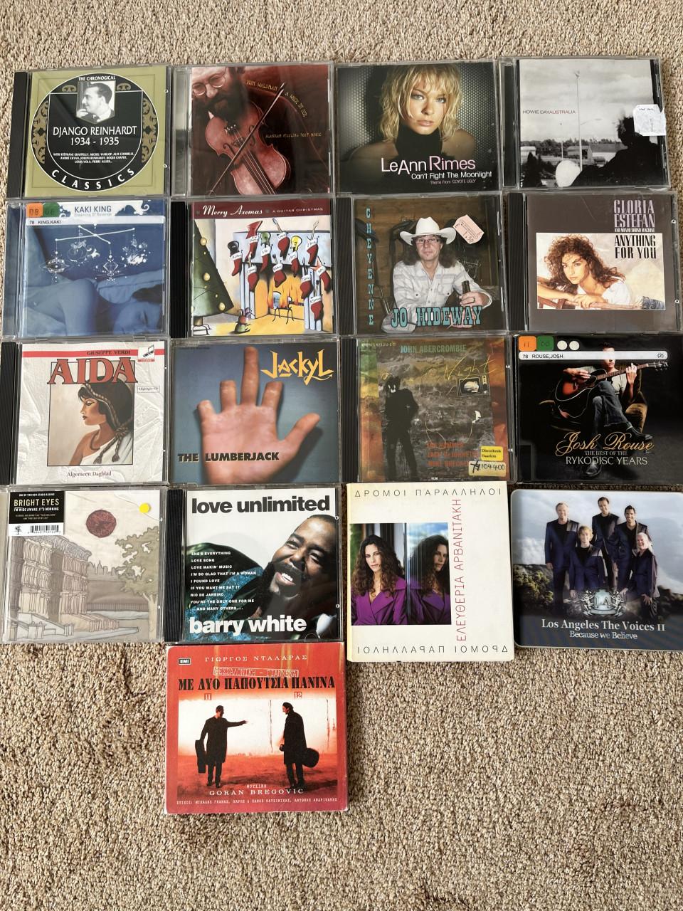 Partij diverse populaire cd's (circa 100 stuks)