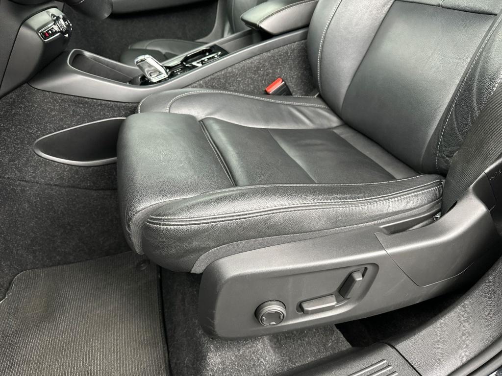Volvo XC40 t5 262pk recharge inscription| pano| adap.cruise| leder| camera|