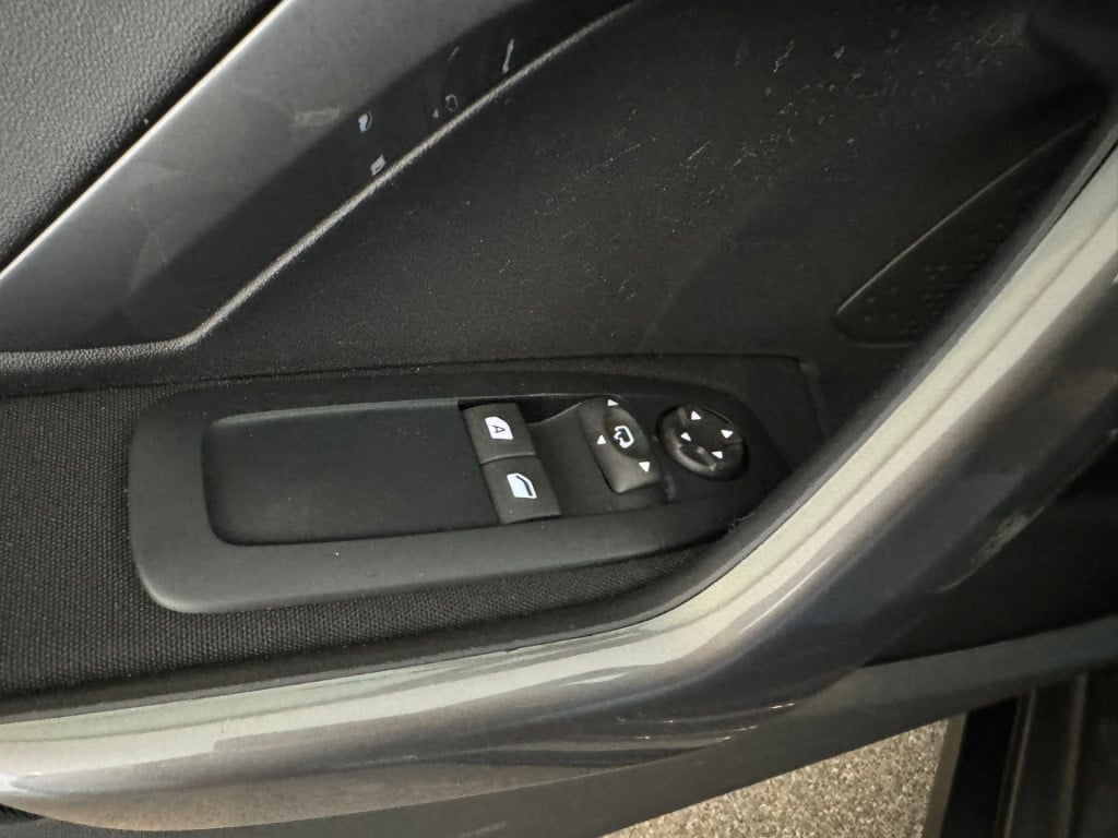 Peugeot 2008 1.2 puretech active