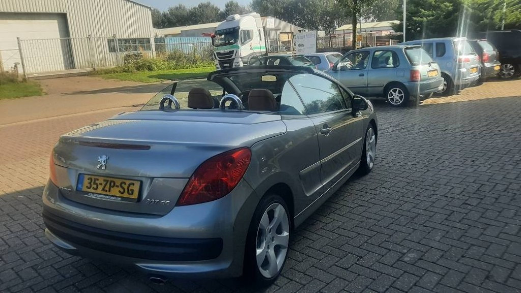 Peugeot 207 1.6 16v t feline