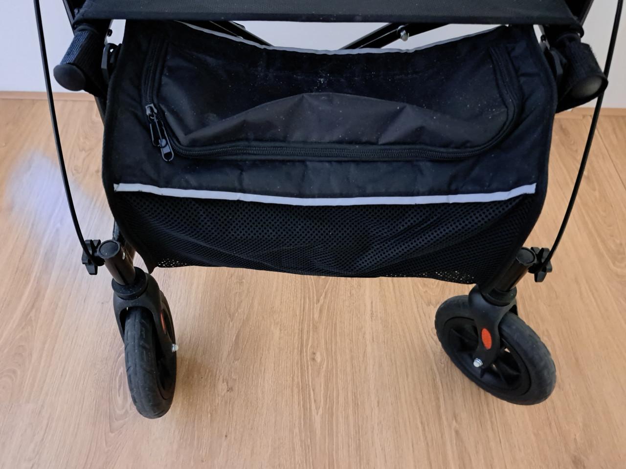 Rollator lichtgewicht en opvouwbaar - zitfunctie - voor BINNEN EN BUITEN.