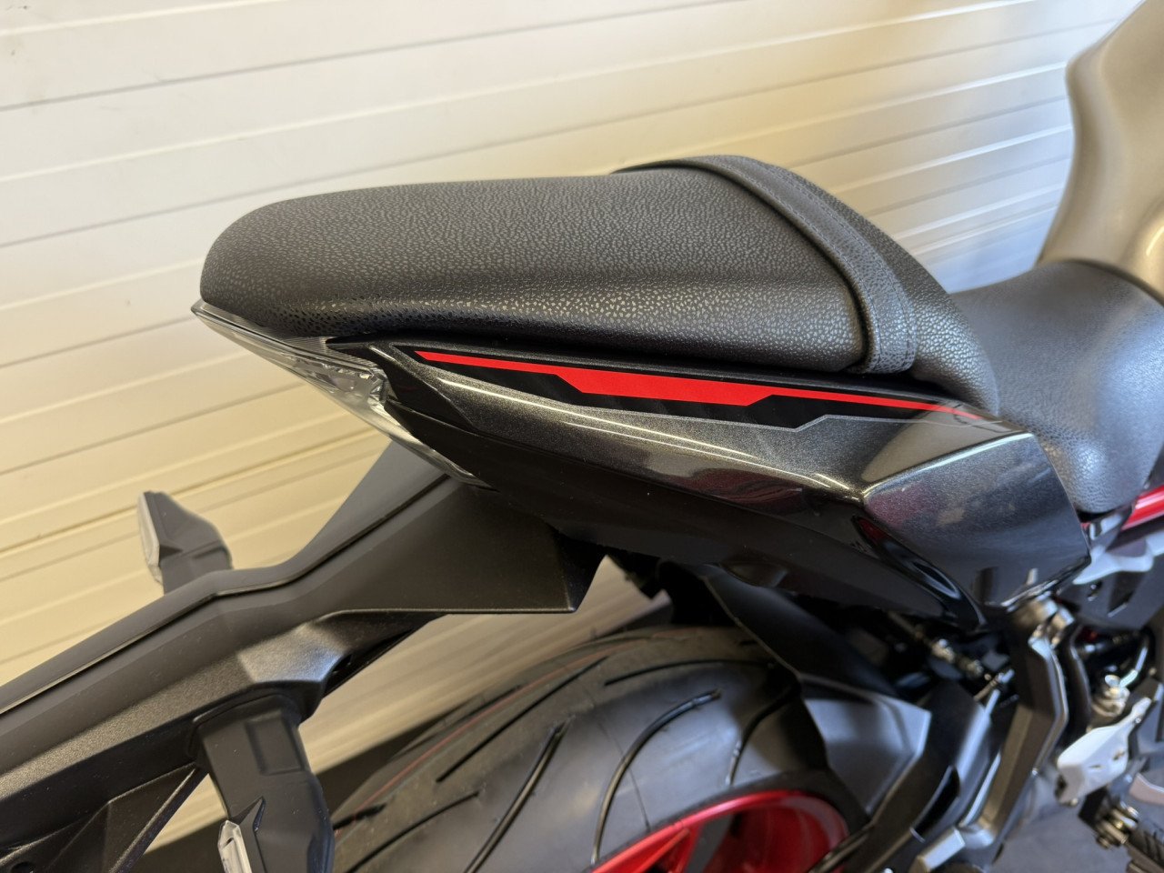 Zeer nette en jonge Kawasaki Z650 incl. beurt en garantie!