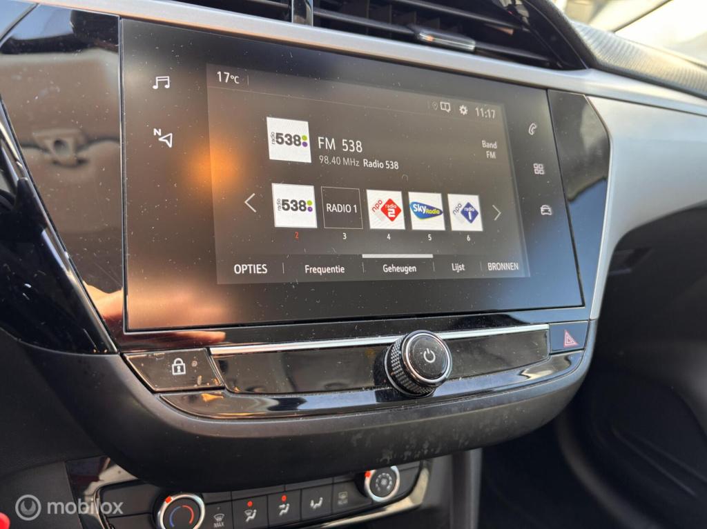 Opel Corsa 1.2 black line + nw d.riem