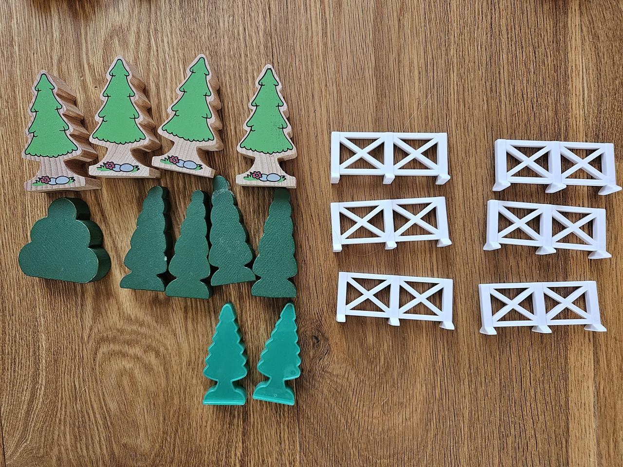 Houten treinbaan Brio en Eichhorn