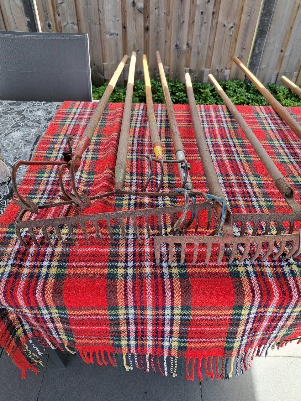 Tuingereedschap harken etc.