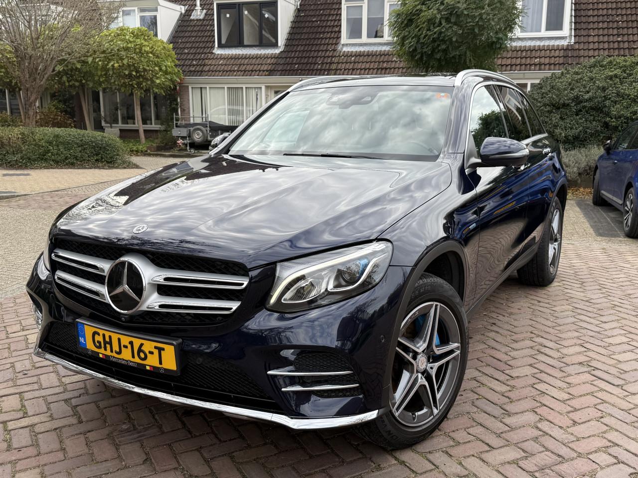 Mercedes GLC 350e AMG line 11/2017