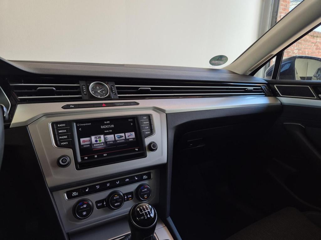 Volkswagen Passat variant 1.4 tsi comfortline / distributieriem vervangen