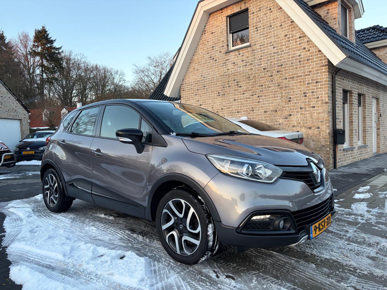 Renault Captur 0.9 TCe Dynamique Airco Navi Keyless CCT Trekhaak