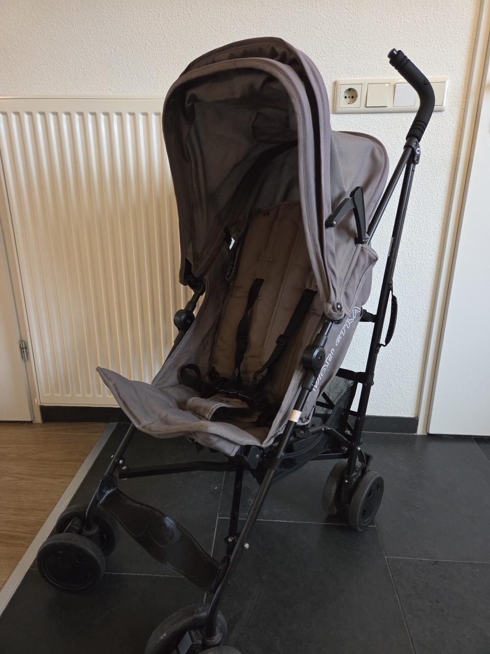 Koelstra buggy T4 - legergroen