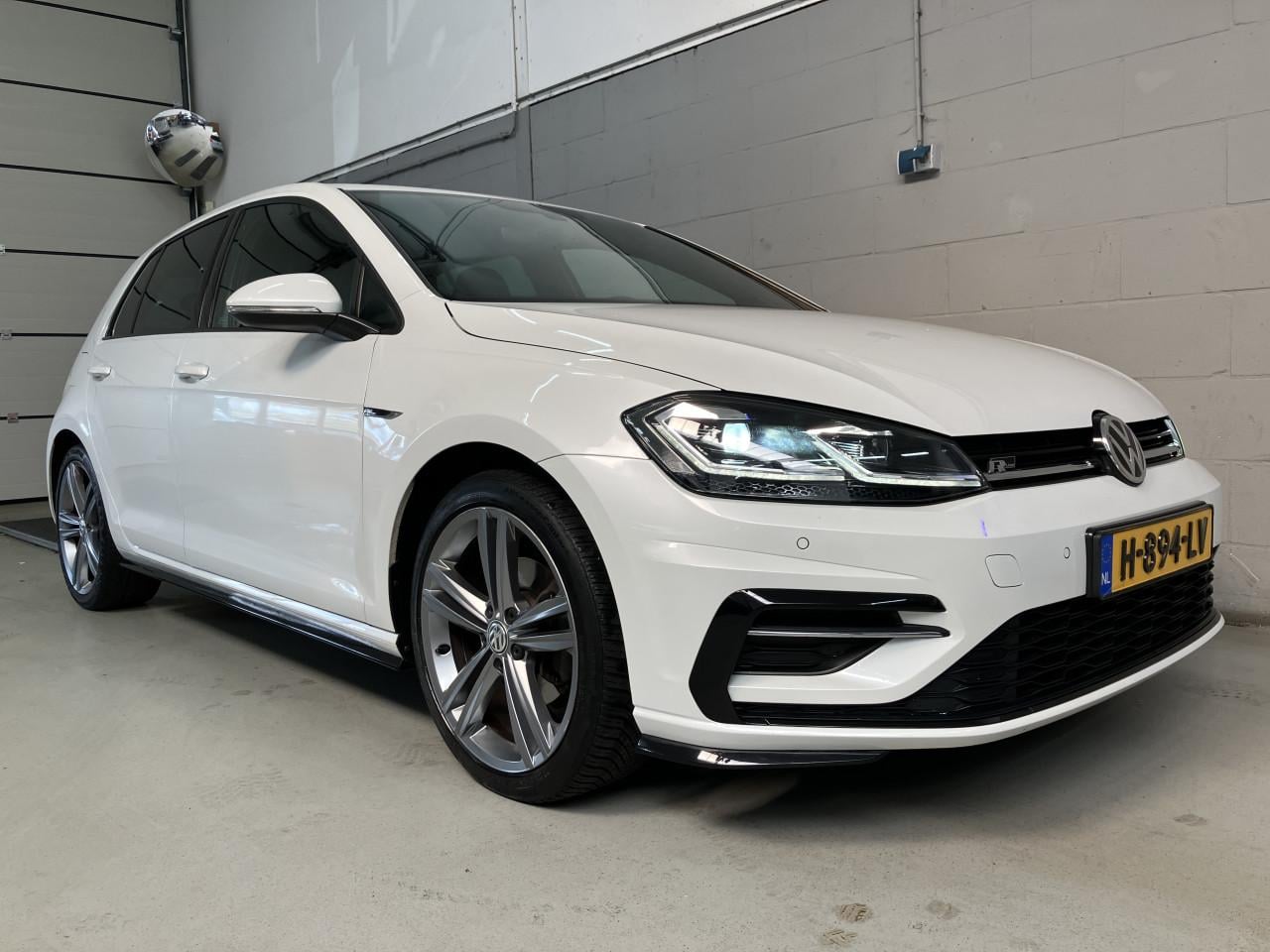VW golf R-line