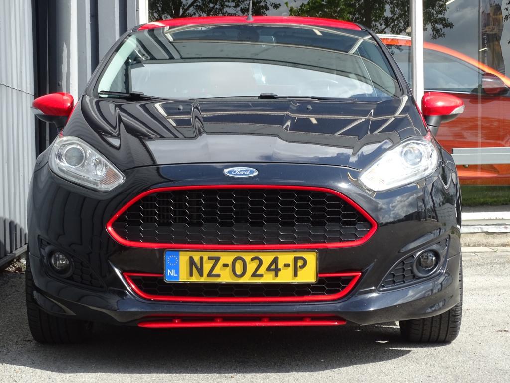 Ford Fiesta 1.0 ecoboost black edition 140pk | bluetooth | 17"