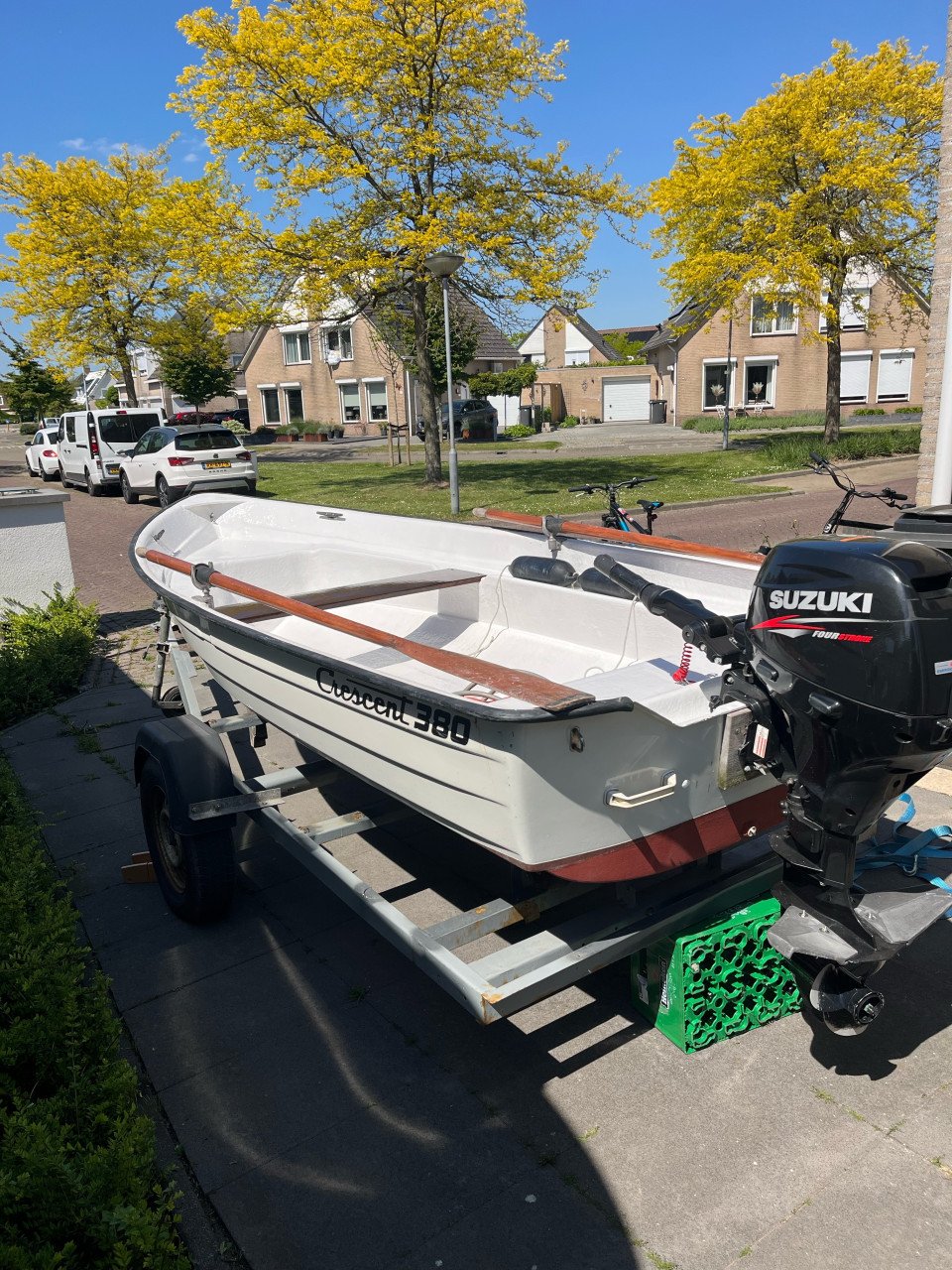 Crescent 380 met suzuki 8 pk