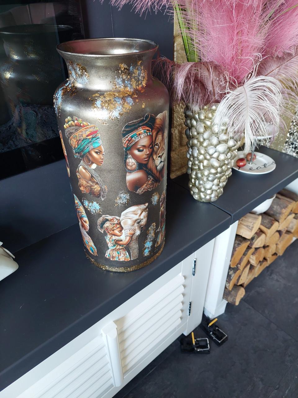 Nw Afrikaanse decoupage vaas nr.2