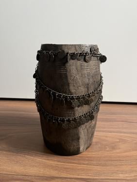 Nepalese pot met ketting 2