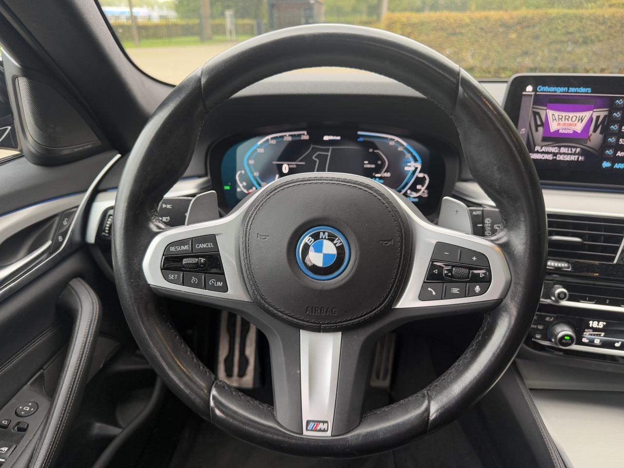 BMW 5-serie Touring - M Sport | BTW | Trekhaak | Laser | Panoramadak | HUD