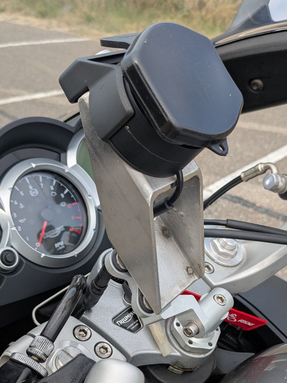 Triumph Sprint ST 1050 - Grijs - Met koffers