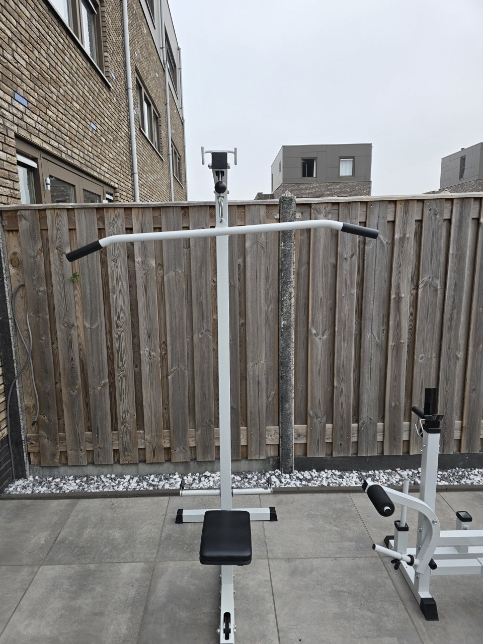 Gorilla Sports latpulley en halterbank