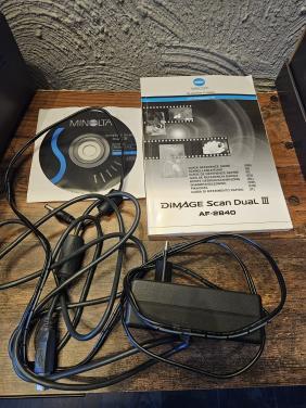 Minolta DiMAGE Scan Dual III AF-2840 Film en diascanner