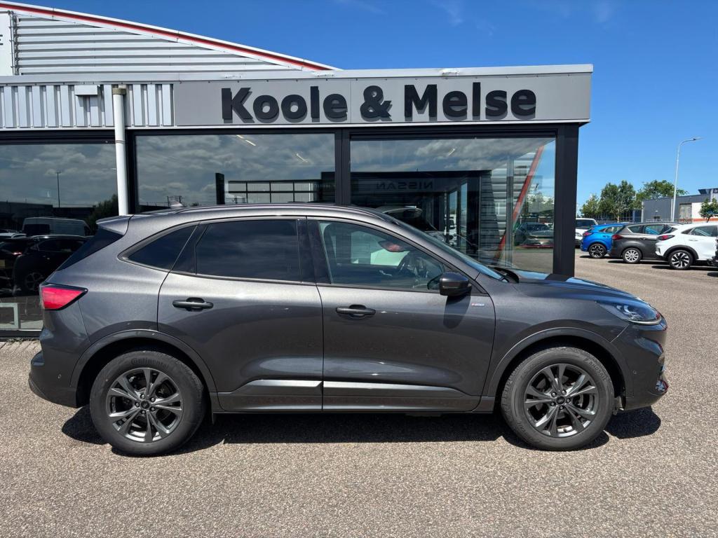 Ford Kuga phev 225pk st-line x,winterpakket , carplay , adaptive cc