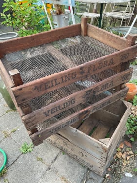 Oude houten gaaskisten