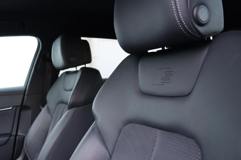 Audi A6 avant 55 tfsi e quattro s edition competition 367pk