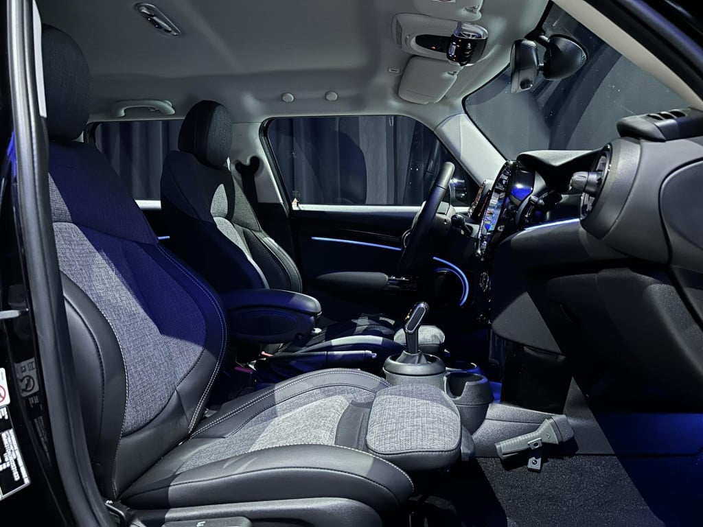 Mini Cooper mini 1.5 business edition *applecarplay*navi*clima*