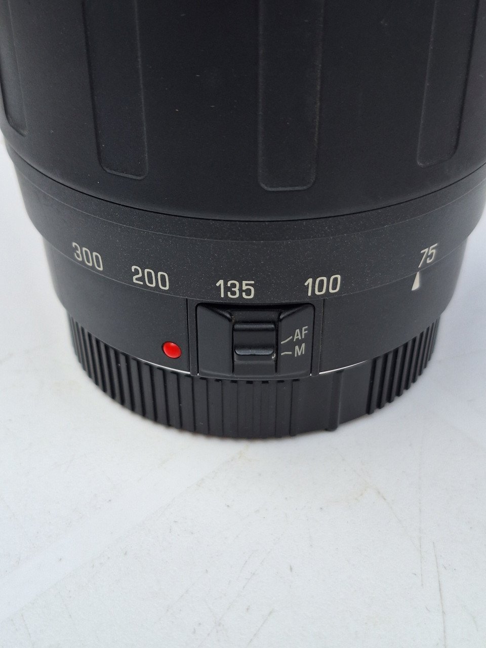 Lens tamron 75-300