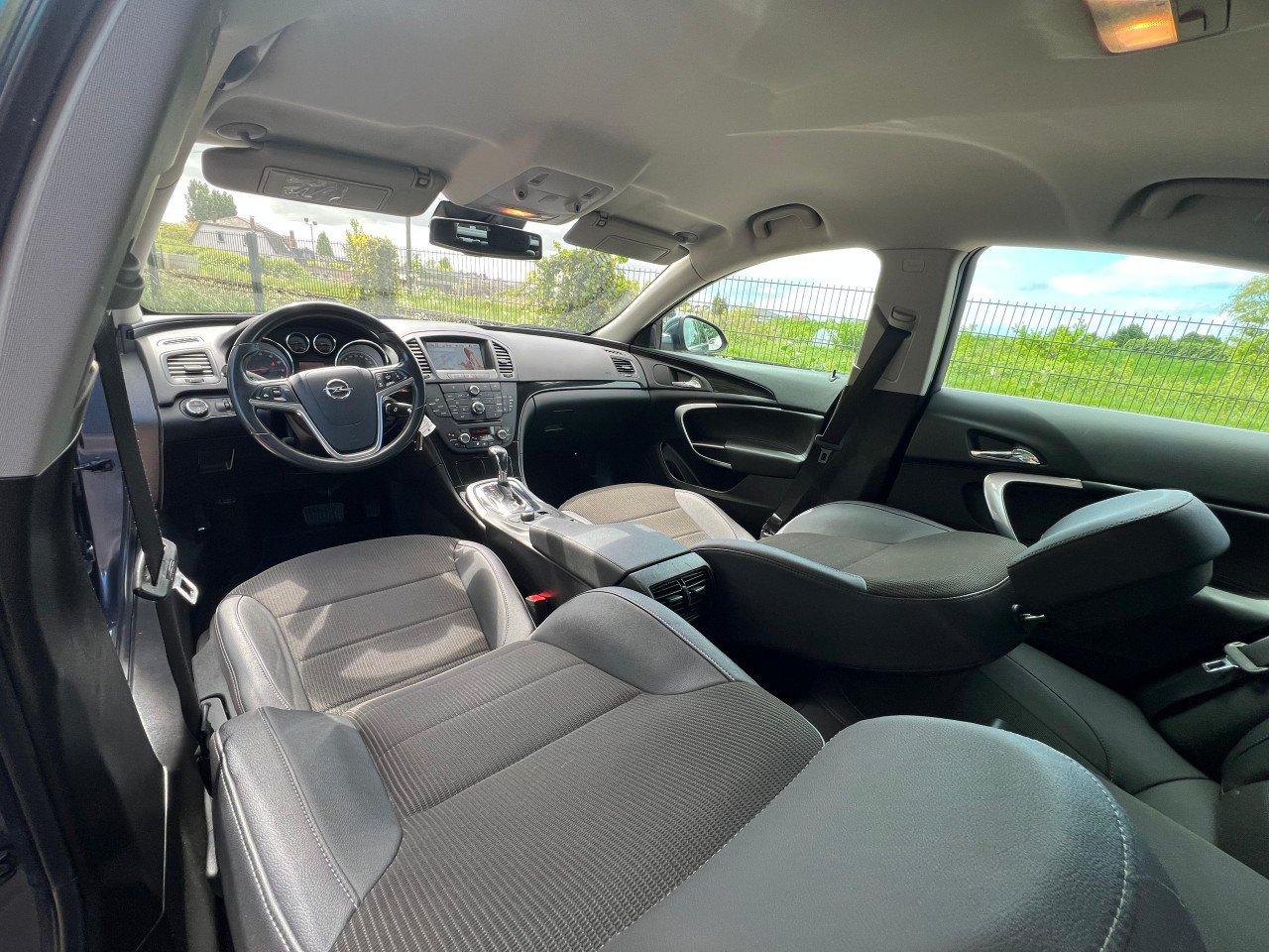Opel Insignia 2.0 T Cosmo-AUTOMAAT/NAVI/HALFLEER