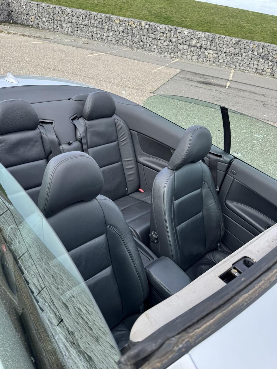 Volvo C70 2.4i Momentum Automaat | 2007 | 127.000 km | Dealer onderhouden