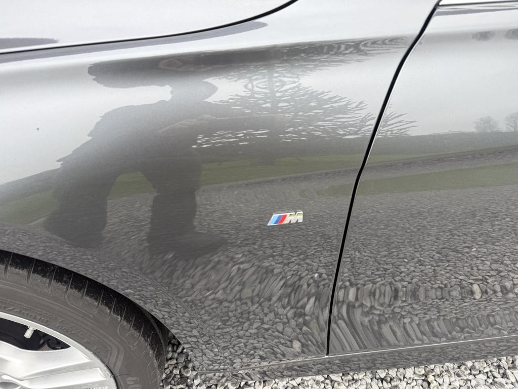 BMW 3-serie touring 318i automaat high executive m sport edition