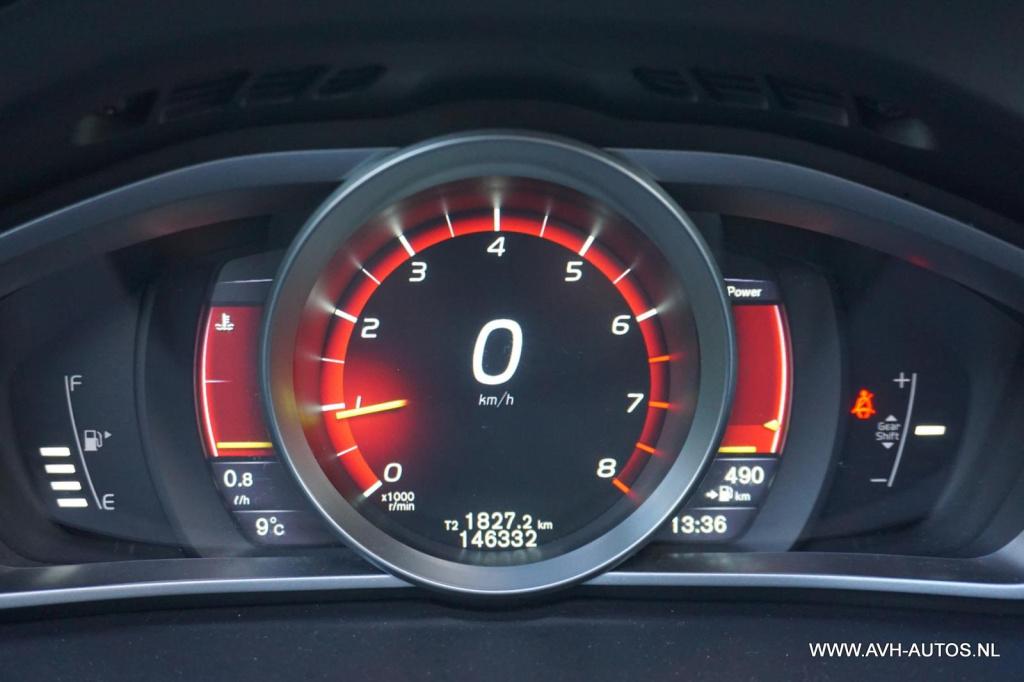 Volvo V40 2.0 t2 r-design