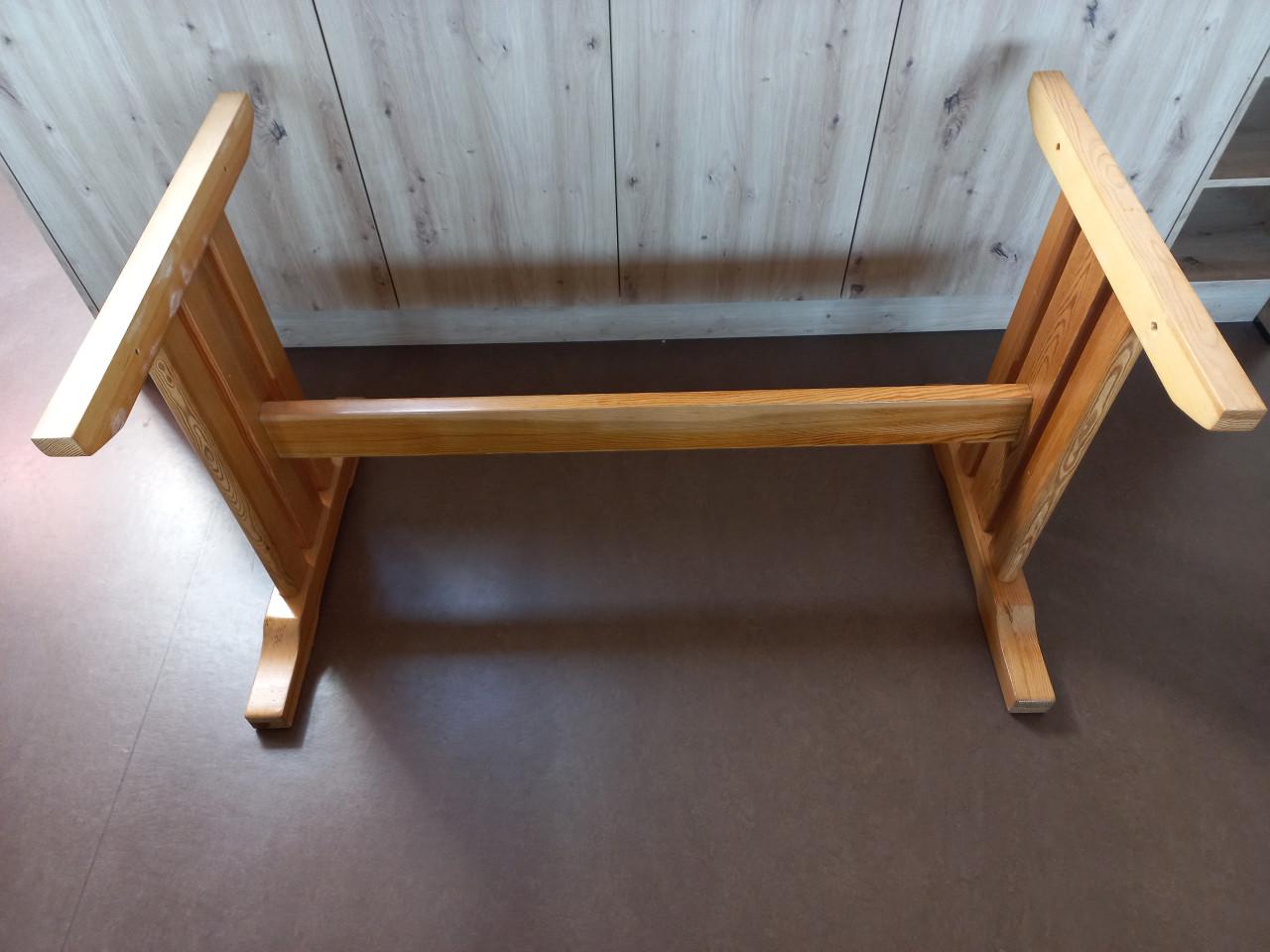 Tafelpoten massief grenen