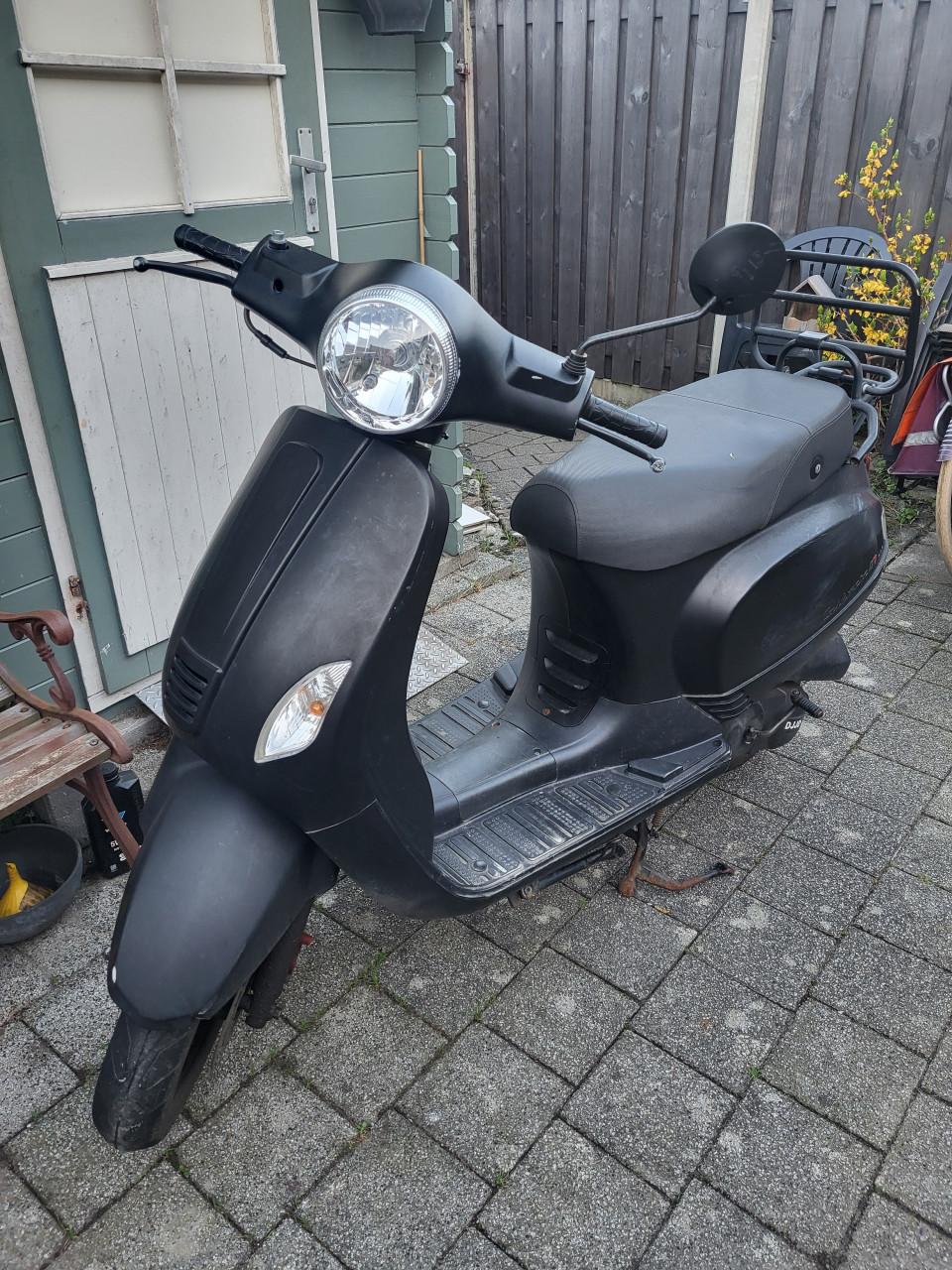 Djjd Cashmere scooter