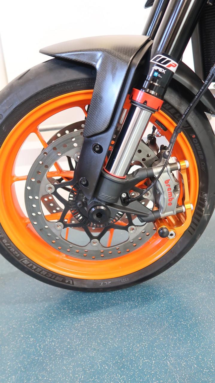 2020 KTM 890 Duke R als nieuw!