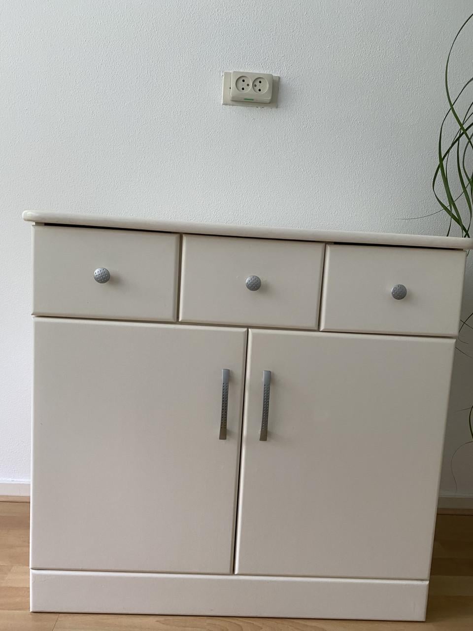 Oude commode