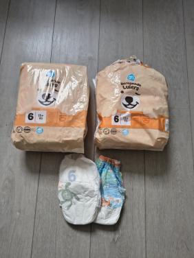 AH luiers, maat 6. Luiers 15+ kg. Ruim 40 stuks.