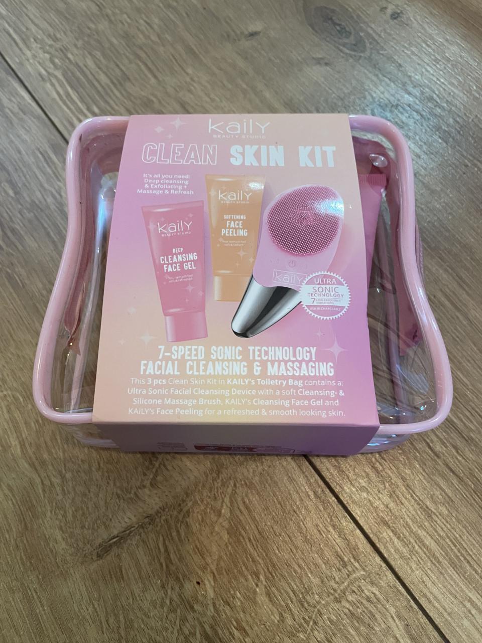 Nieuwe gezichtsreiniging set