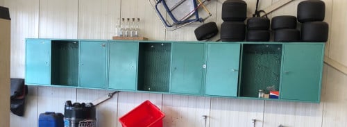 3 x 3 metalen werkplaats/gereedschap kastjes