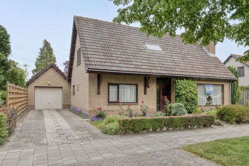 Vrijstaande woning slaapkamer, badkamer begane grond, 600 m² Heinkenszand
