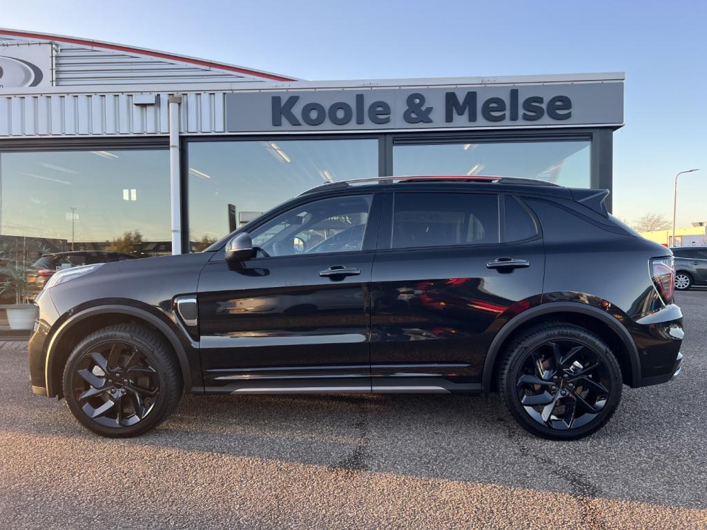 Lynk & Co 01 1.5 261pk phev , black edition ,360gr camera , pano dak , adap