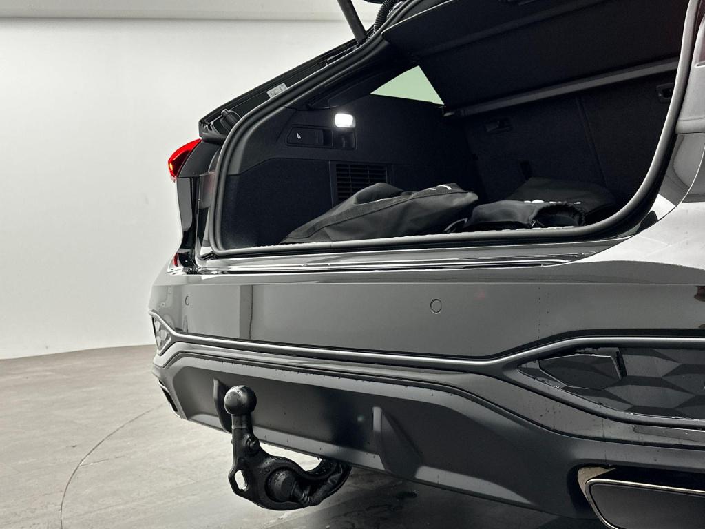 Audi A5 avant s edition e-hybrid 220 kw / 299 pk avant 7 versn.