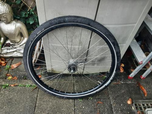 26 x 1,75 inch nexus achterwiel, 3 speed,terugtraprem